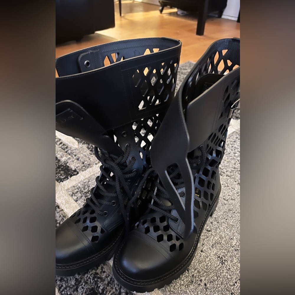 Shoes Christian Dior Black Matte Calfskin Leather D-Trap Combat Boots Size 39